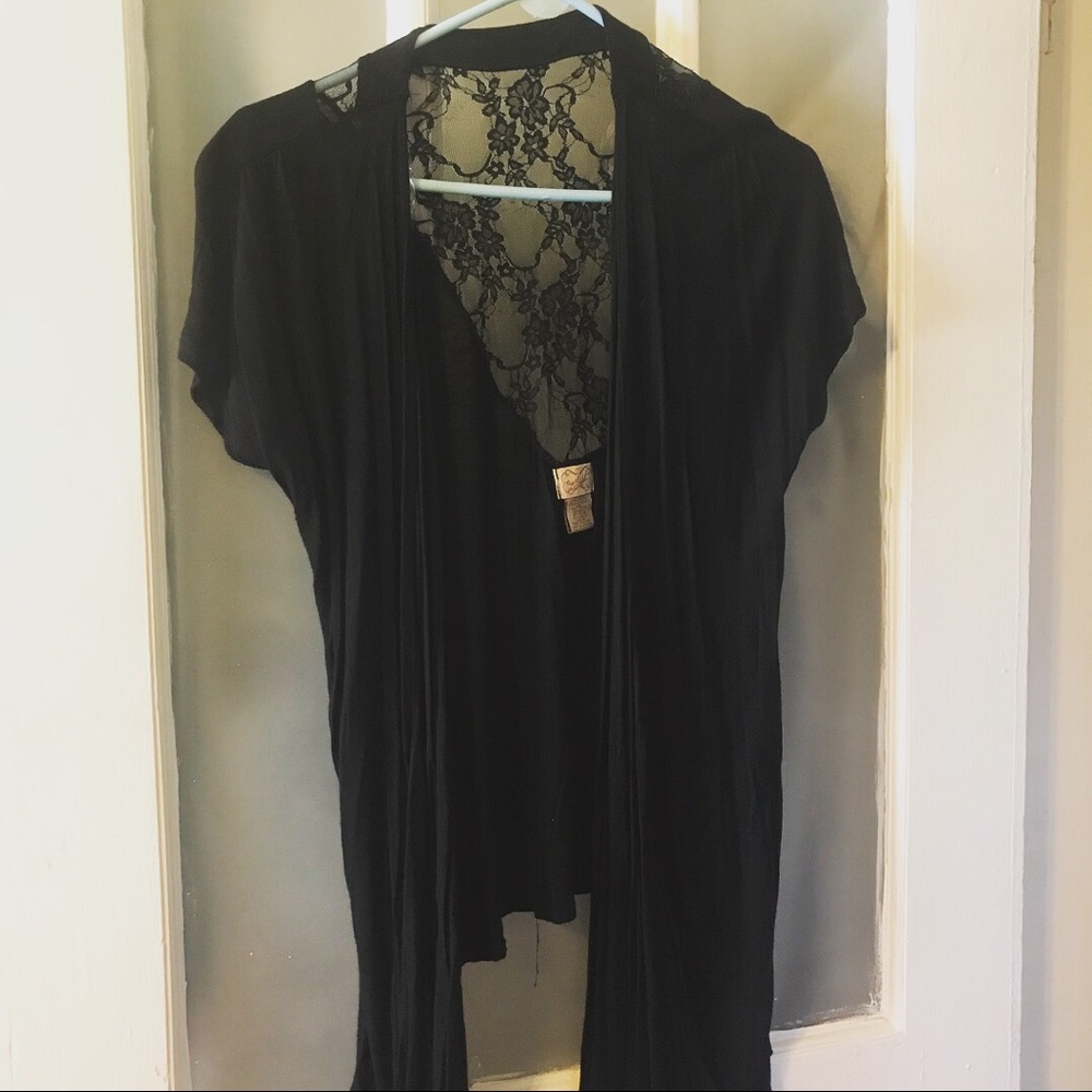Short sleeve cover up